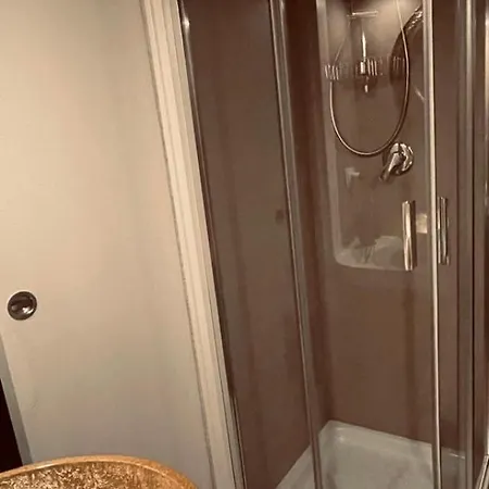 Konukevi Aleroom25 3*